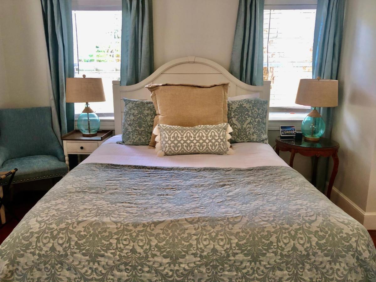 Daybed With Trundle In The Beautiful Ashley Inn 4 Blocks From King St Charleston Ngoại thất bức ảnh