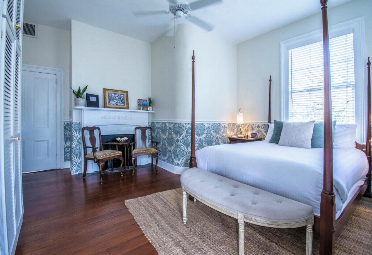 Daybed With Trundle In The Beautiful Ashley Inn 4 Blocks From King St Charleston Ngoại thất bức ảnh