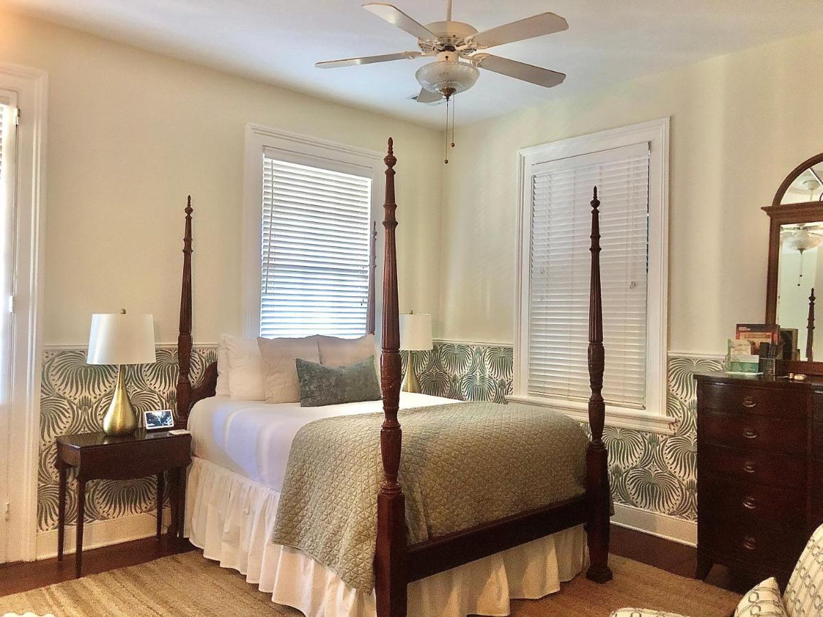 Daybed With Trundle In The Beautiful Ashley Inn 4 Blocks From King St Charleston Ngoại thất bức ảnh